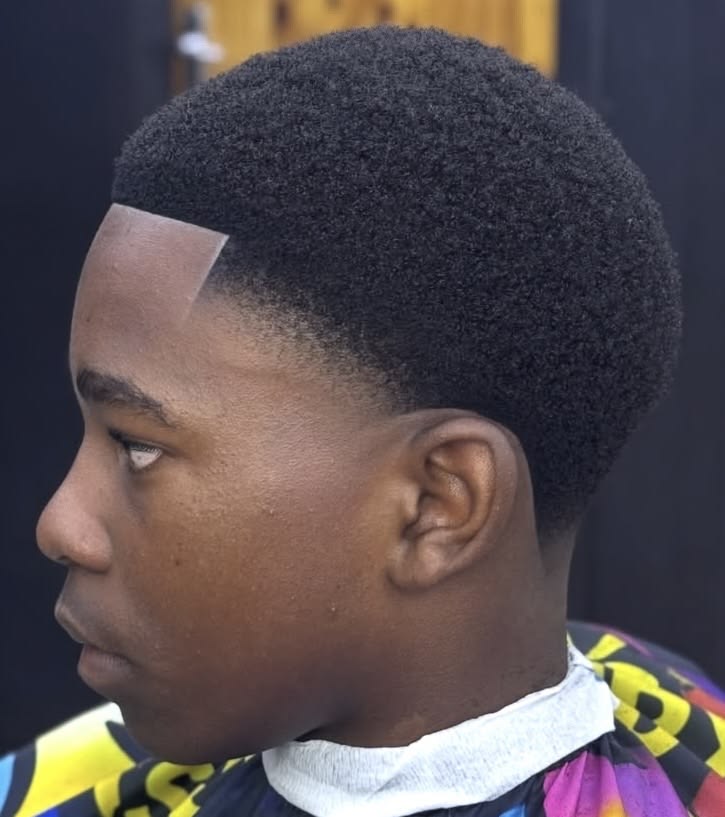 High/Mid Taper Fade